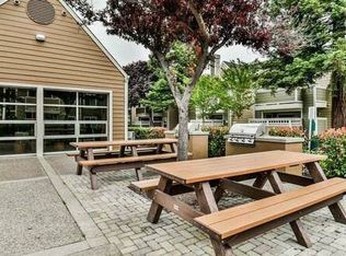 275 Reflections Dr APT 17, San Ramon, CA 94583