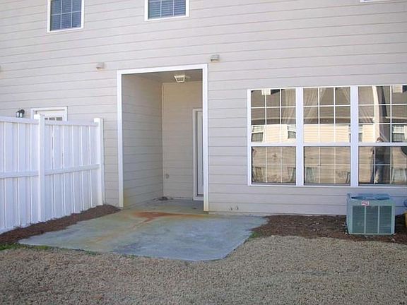 3rd image of 144 Haven Oak Way #144