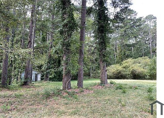 2nd image of 2444 West Rd
