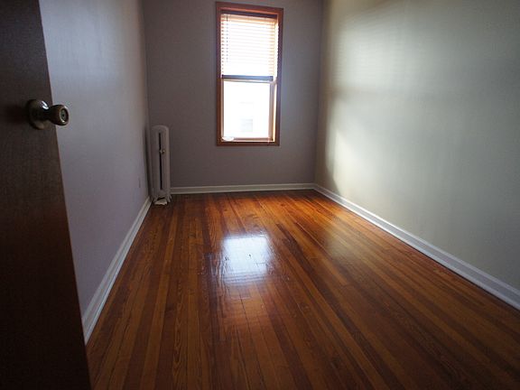 3rd image of 1608 Benson Ave APT 2