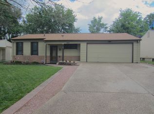 410 Merribrook Ln, O'Fallon, MO 63368