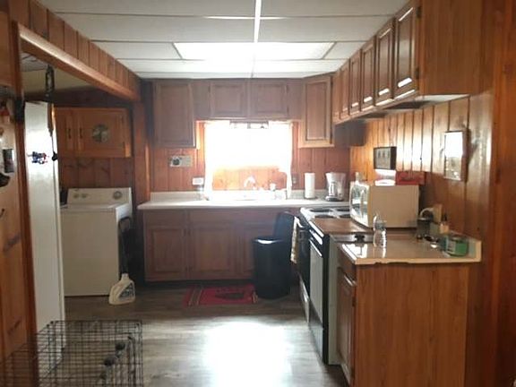 5th image of 4400 N Eberhart Ave