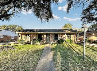 11327 Sagetrail Dr, Houston, TX 77089