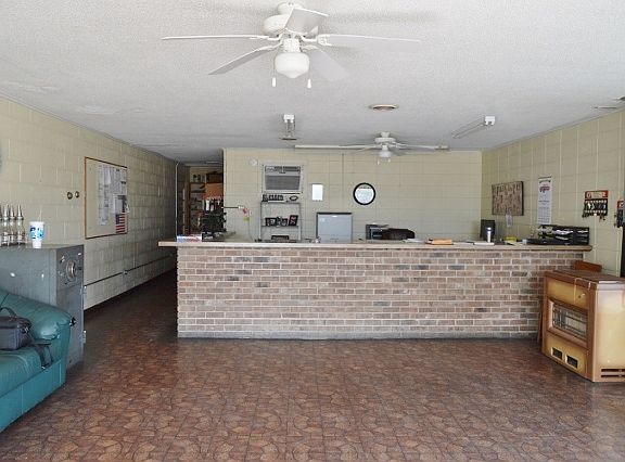 2nd image of 13387 N Lakeview Dr