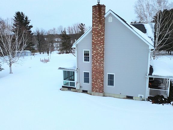 4th image of 36 Tomahawk Path