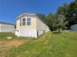 956 Middle Rd, Oswego, NY 13126