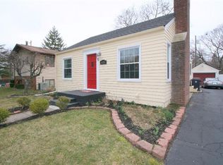 1435 Kensington Dr, Ann Arbor, MI