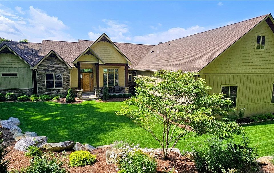 1st image of 534 Farm Loop Road