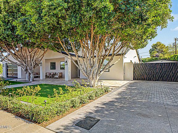 4th image of 2225 E AMELIA Avenue