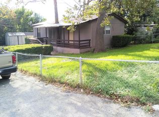 938 Grandview Bnd, Canyon Lake, TX 78133