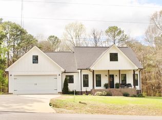 28 Courtney Dr, Eva, AL 35621