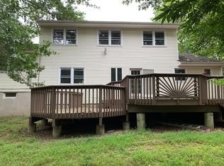 250 Hickory Corner Rd, East Windsor, NJ 08520