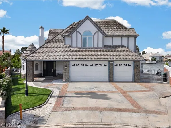 13570 Anchor Dr, Victorville, CA 92395