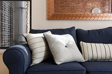 Rented by ER (DO NOT USE)