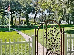 3721 Bob Evans Rd, Valrico, FL 33596