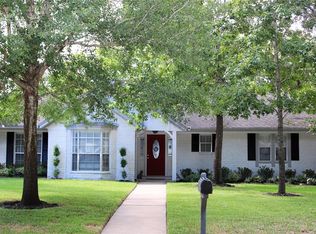 1908 Aggie Ln, League City, TX 77573