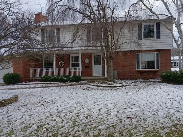 288 W Maplemere Rd, Williamsville, NY 14221