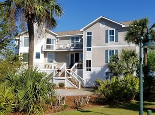 16 Spy Glass Ln, Saint Helena Island, SC 29920