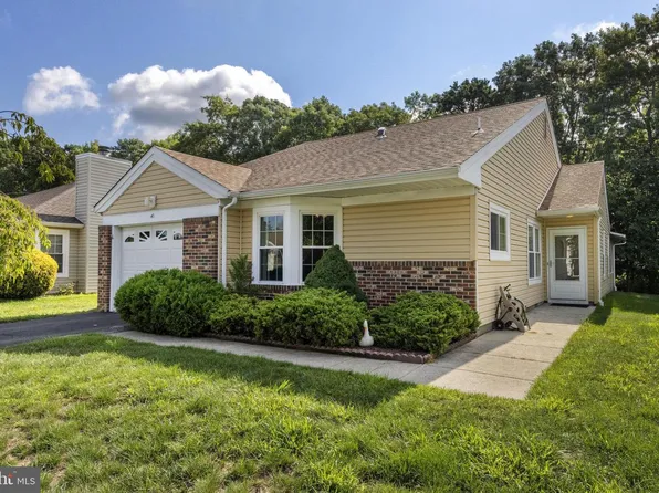 40 Pine Oak Blvd, Barnegat, NJ 08005