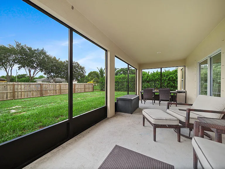 4662 SW Bradbury St — Photo 30