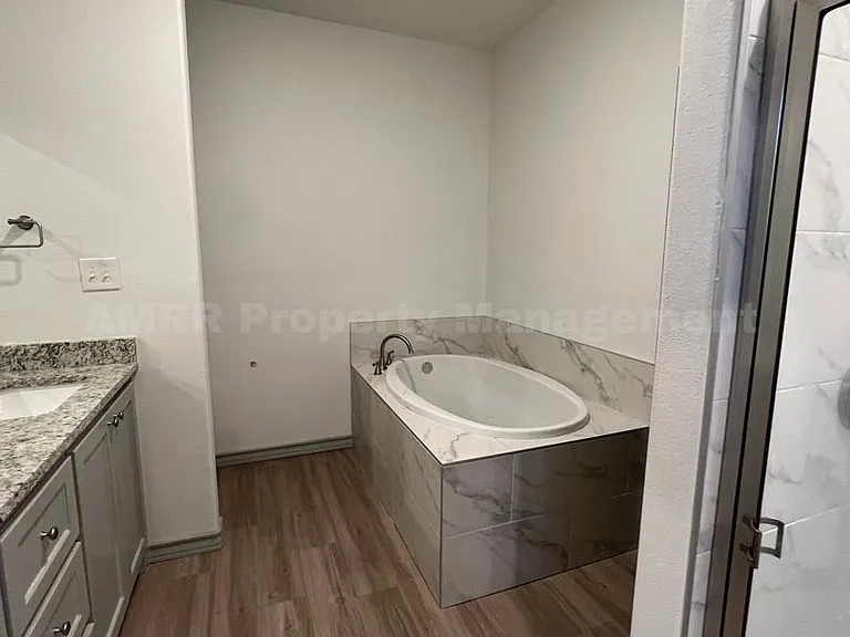 4712 125th St — Photo 11