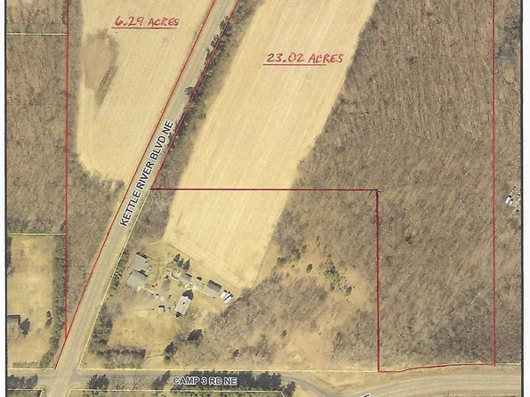 15 Kettle River Blvd NE, Forest Lake, MN 55025