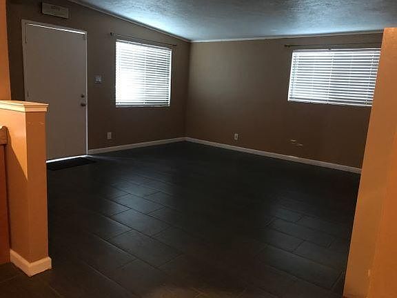 3rd image of 906 Togneri Street