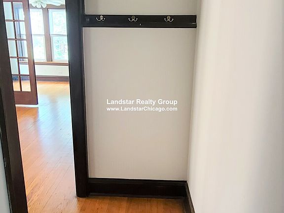 3rd image of 4554 N Maplewood Ave APT 2D