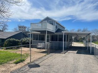 135 Valley View Dr, Whitney, TX 76692