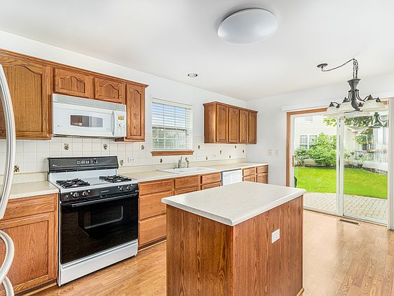 5th image of 4360 Barharbor Dr