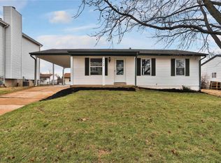 2509 Medford Dr, High Ridge, MO 63049
