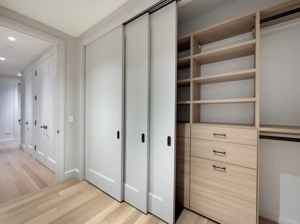 100 Barclay Street image 10 of 24