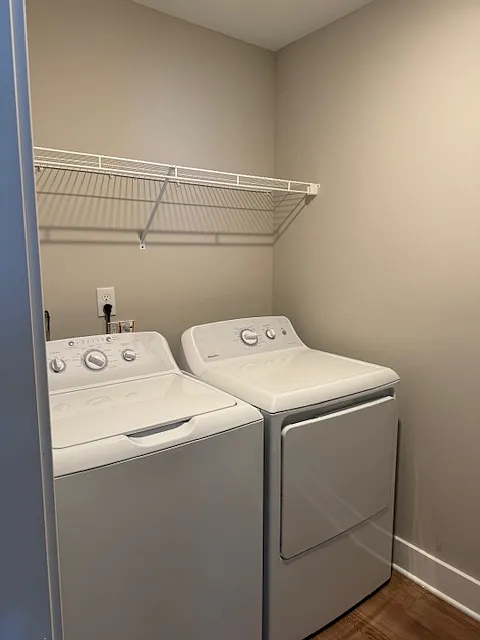 2 bed, $1,625 — Photo 2