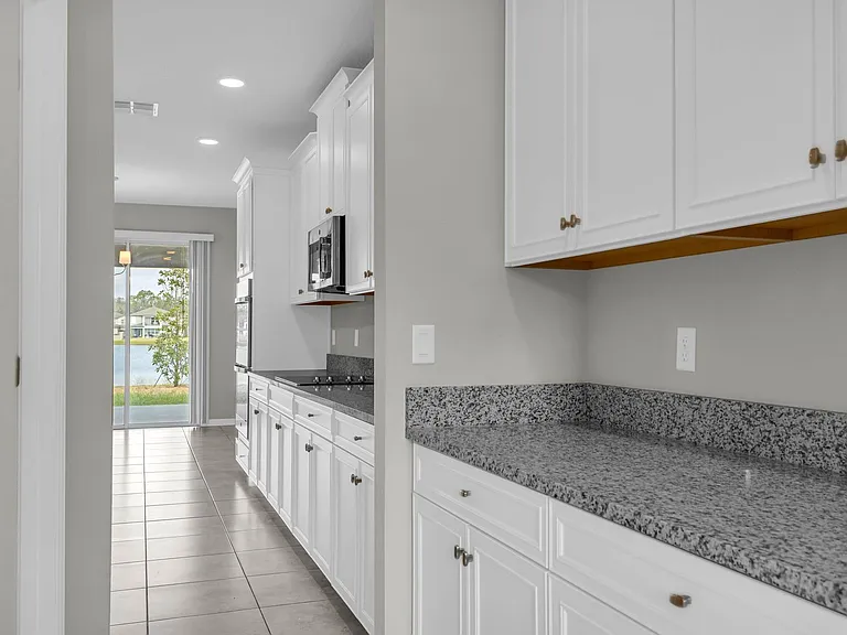 3137 Marine Grass Dr — Photo 6