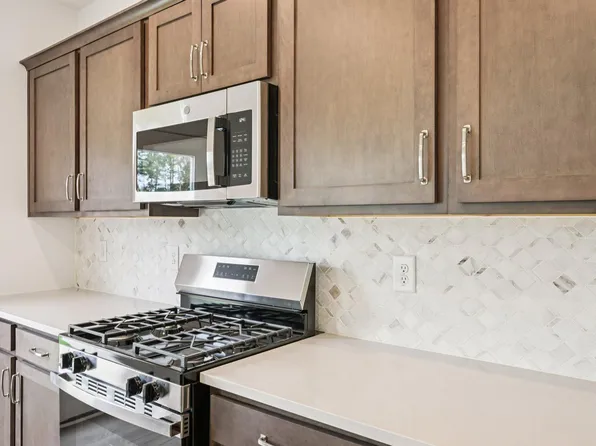600 Rosy Ct, Rolesville, NC 27571