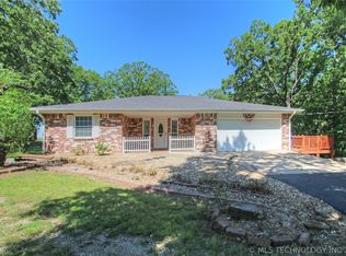 10261 N 3990th Rd, Dewey, OK 74029