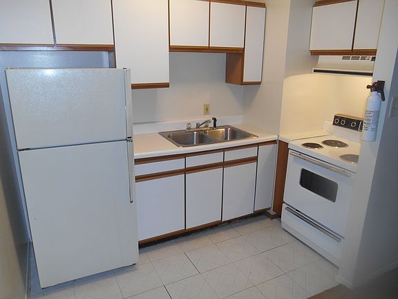 2nd image of 403 S Baltimore St APT M
