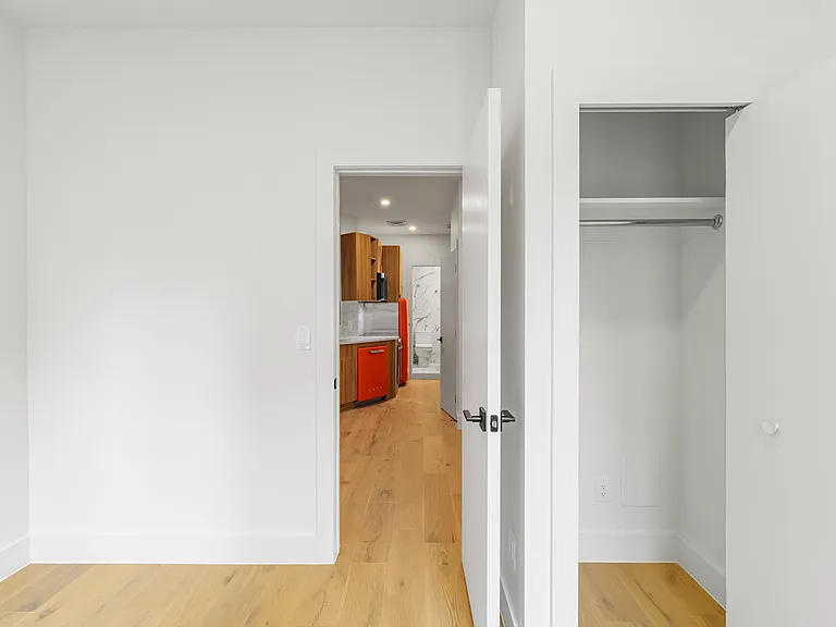 190 6th Ave #3R — Photo 12