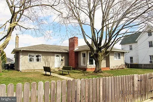 184 S Main St Photo 1