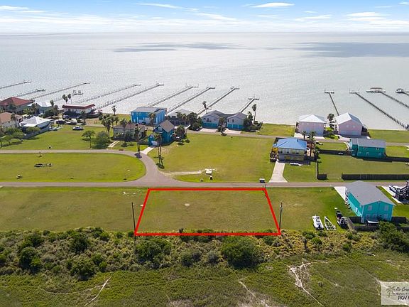 2nd image of 1242 E Matagorda Dr #11-12