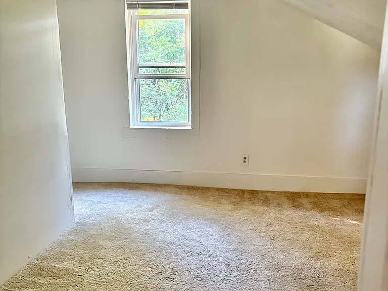 108 River Rd — Photo 16