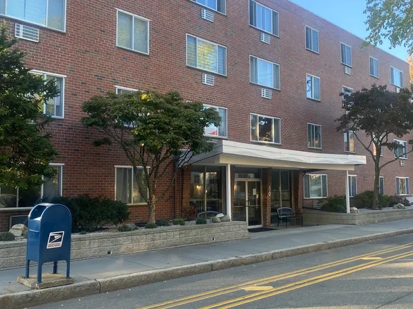 50 Green St, Brookline, MA