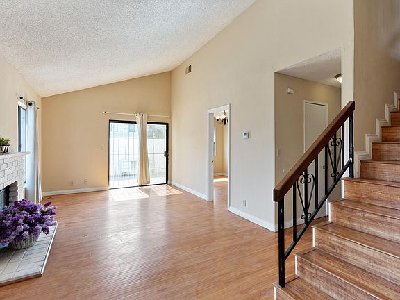 3rd image of 1517 Palm Ave APT A