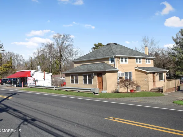 45 Cassville Road, Jackson, NJ 08527