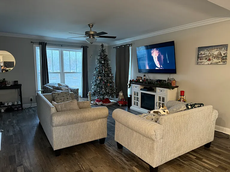 308 Buckingham Pl — Photo 21