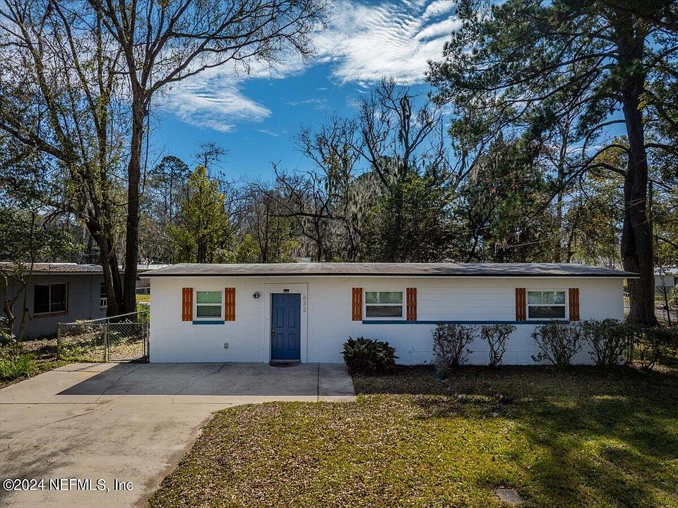 1st image of 632 PINEWOOD Drive
