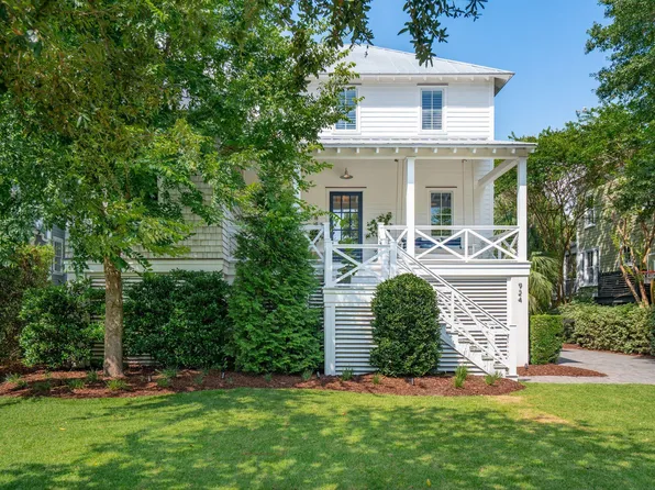 924 McIver St, Mount Pleasant, SC 29464