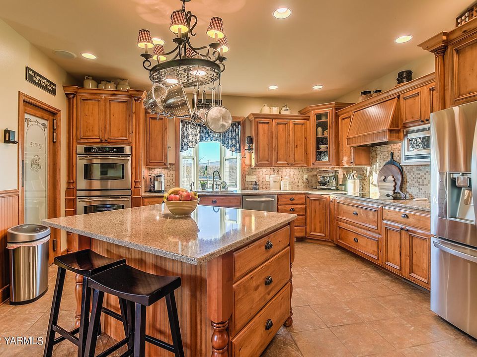 Re.PRESIDENT shop Massapequa-Soccer-Shop-40425b-