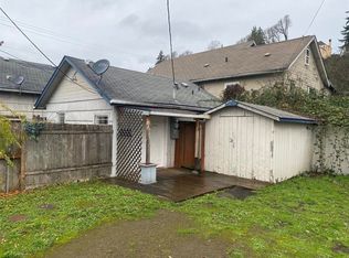 801 Oak St #A, Kelso, WA 98626