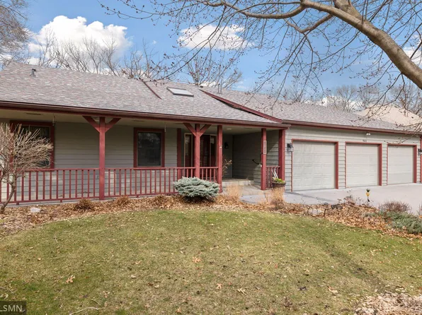 965 Lawnview Ave, Shoreview, MN 55126